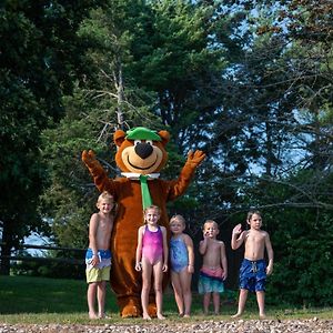 Yogi Bear'S Jellystone Park Camp-Resort Wisconsin Dells